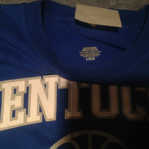 Kentucky Wildcats - Picture 3 of 3